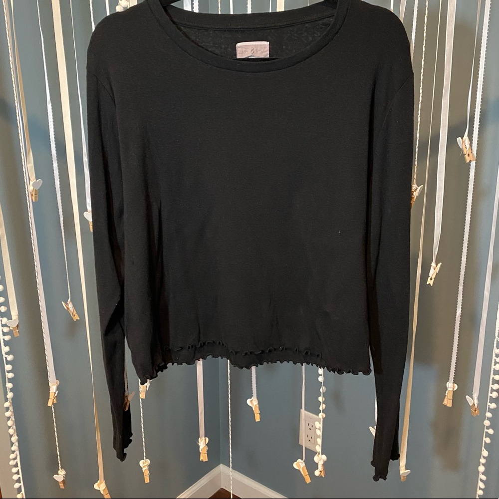 Lou & Grey Long Sleeve Cropped Top with Ruffle Trim in Black